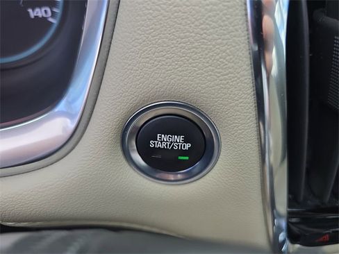 Used 2023 Chevrolet Traverse LS image 26