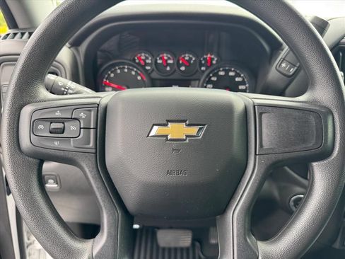 Used 2025 Chevrolet Silverado 1500 Custom RWD image 17