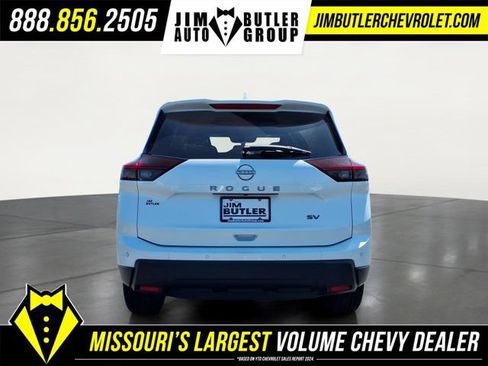 Used 2024 Nissan Rogue SV FWD image 23