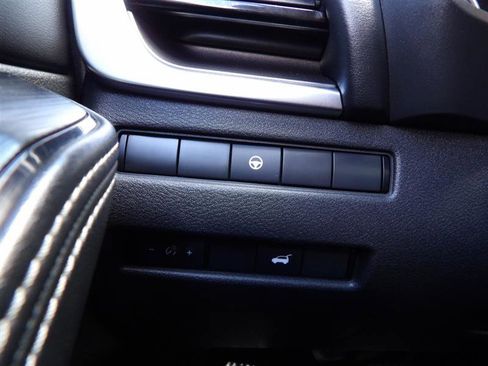 Used 2021 Nissan Rogue SV w/ Premium Package image 26