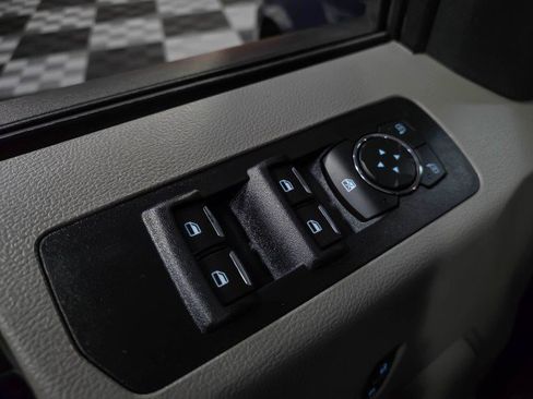 Used 2018 Ford F150 XLT w/ Equipment Group 302A Luxury image 30