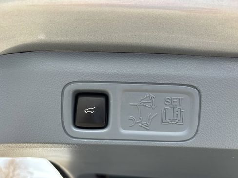 Used 2021 Lincoln Navigator Black Label w/ Special Edition Package image 8