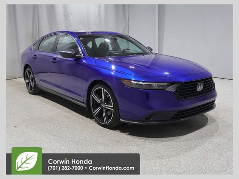 Used 2023 Honda Accord Sport image 1