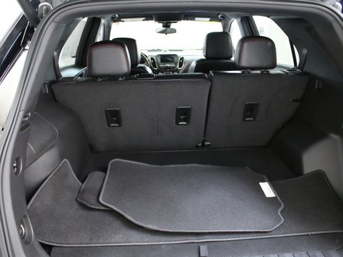 Used 2023 Chevrolet Equinox RS image 28