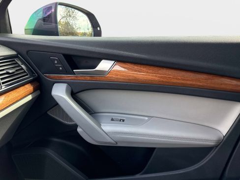 Used 2023 Audi Q5 2.0T Premium Plus w/ Premium Plus Package image 26