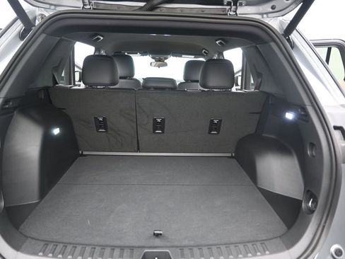 Used 2026 Chevrolet Equinox ACTIV FWD image 19