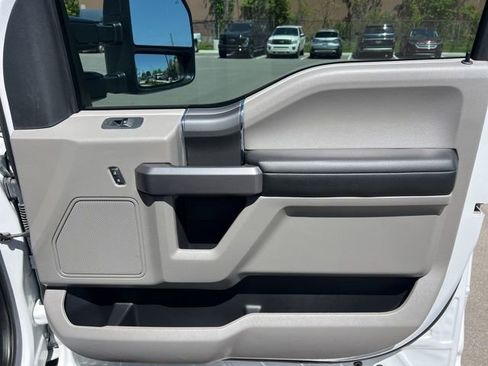 Used 2020 Ford F150 XLT w/ Equipment Group 302A Luxury AWD/4WD image 10