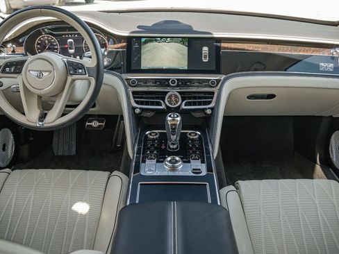 Used 2020 Bentley Flying Spur W12 AWD/4WD image 33