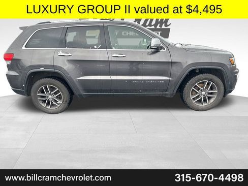Used 2018 Jeep Grand Cherokee Limited w/ Luxury Group II image 3