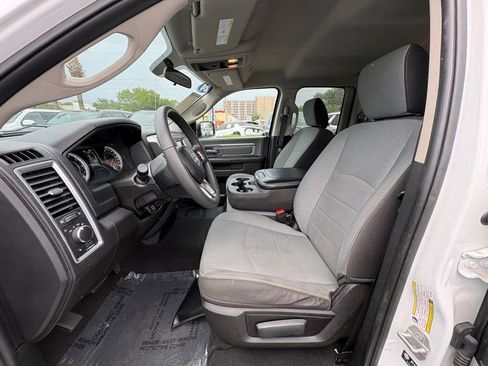 Used 2024 RAM 1500 Classic SLT AWD/4WD image 11