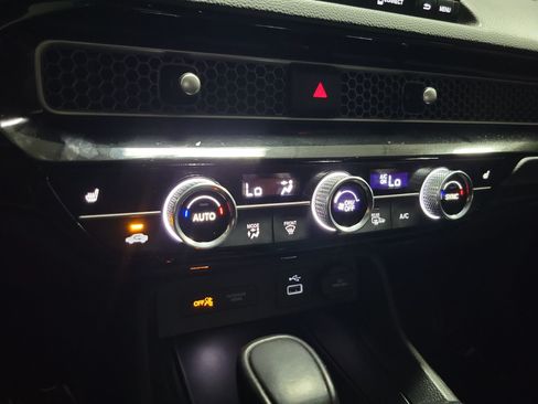 Used 2024 Honda Civic EX image 31