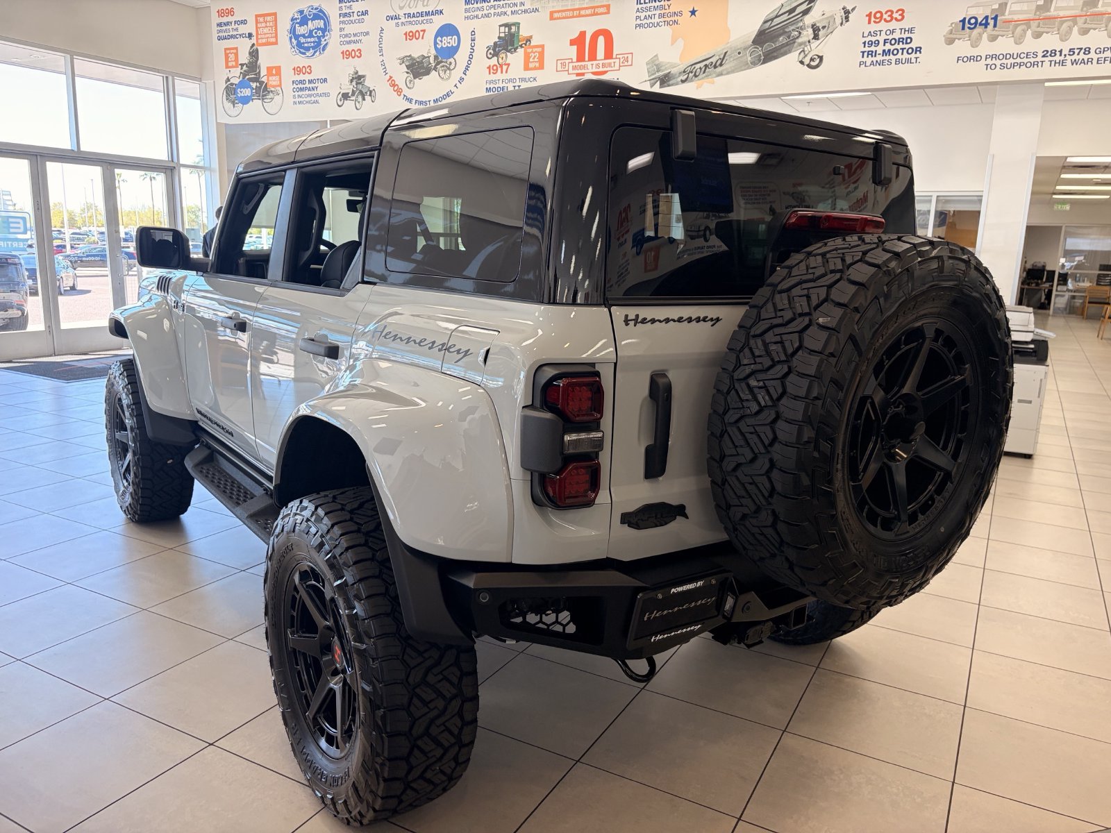 New 2026 Ford Bronco Raptor w/ Interior Carbon Fiber Pack AWD/4WD image 7