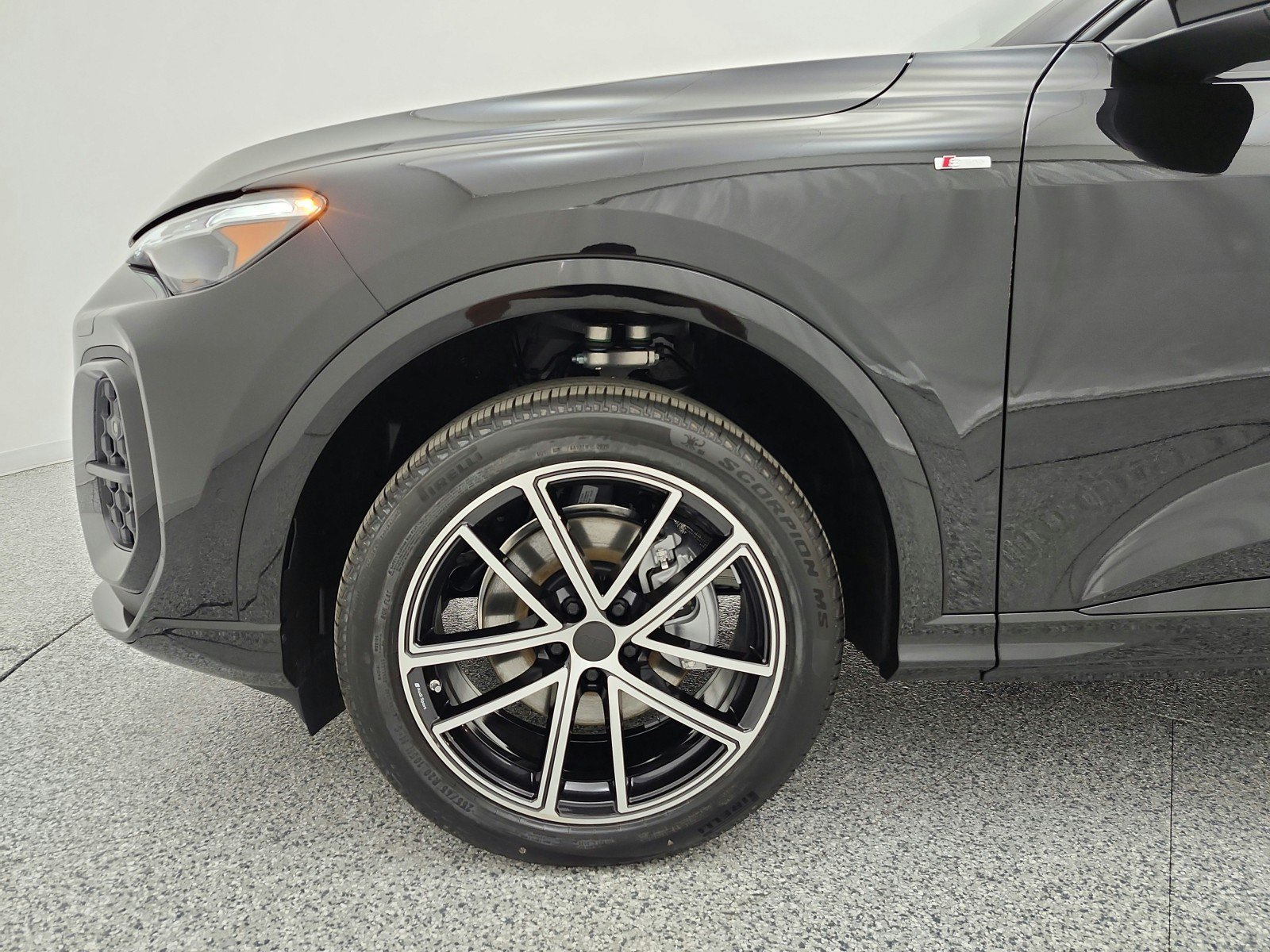 New 2026 Audi Q5 Premium Plus AWD/4WD image 13