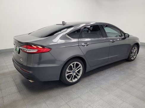 Used 2020 Ford Fusion SEL FWD image 10