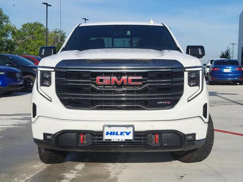 Used 2024 GMC Sierra 1500 AT4 w/ AT4 Premium Package AWD/4WD image 2