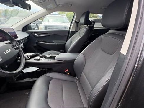 Certified 2024 Kia EV6 Light RWD image 9