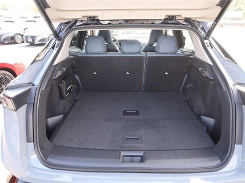 Certified 2025 Nissan Ariya Platinum image 7