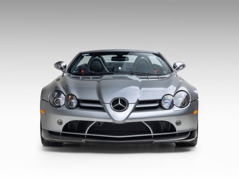 Used 2009 Mercedes-Benz SLR image 3