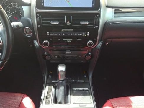 Used 2023 Lexus GX 460 Premium AWD/4WD image 13