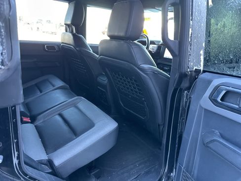 Used 2023 Ford Bronco Big Bend w/ Sasquatch Package image 15