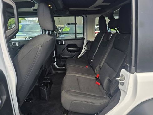 Used 2019 Jeep Wrangler Unlimited Sport S AWD/4WD image 13