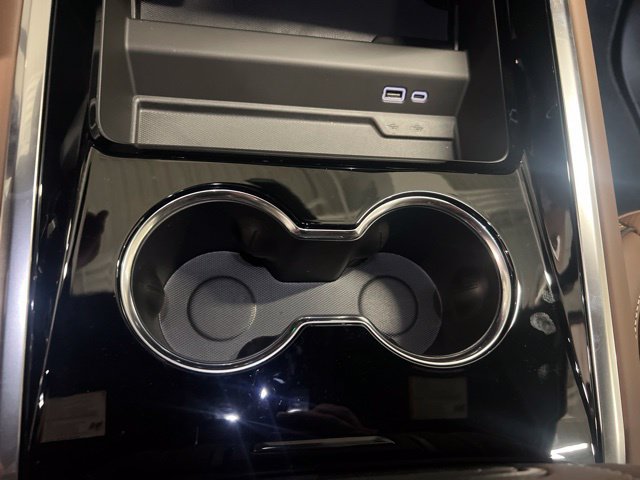 New 2027 Chevrolet Tahoe High Country AWD/4WD image 26