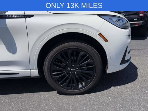 Used 2025 Lincoln Corsair Reserve w/ Jet Appearance Package AWD/4WD image 6