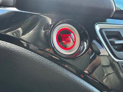 Used 2019 Honda Pilot Touring image 25