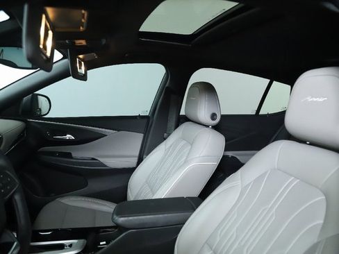 Used 2025 Buick Envista Avenir image 20