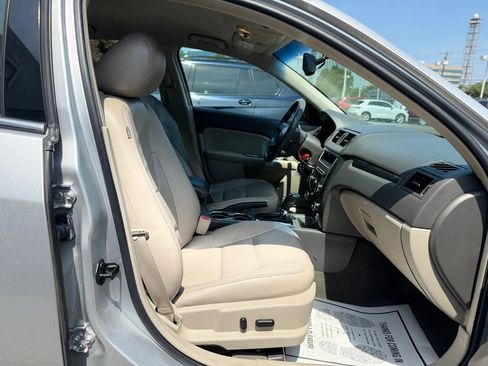 Used 2011 Ford Fusion SEL FWD image 32