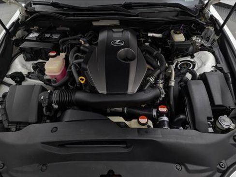 Used 2016 Lexus IS 200t image 33