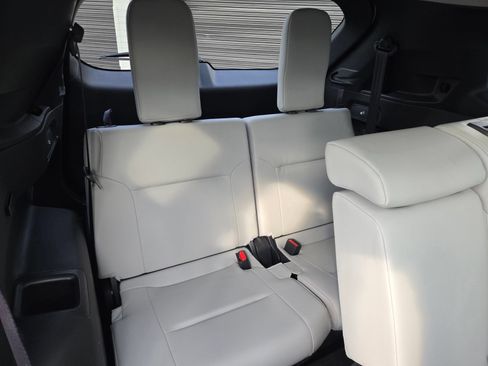 Used 2025 Mitsubishi Outlander SEL FWD image 49