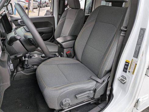 Used 2024 Jeep Wrangler Sport S image 20