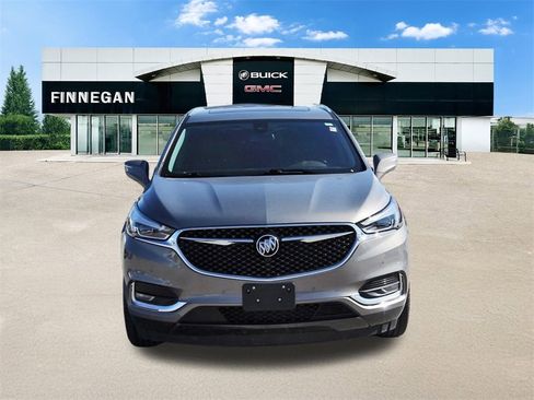 Used 2018 Buick Enclave Avenir w/ Avenir Technology Package image 2