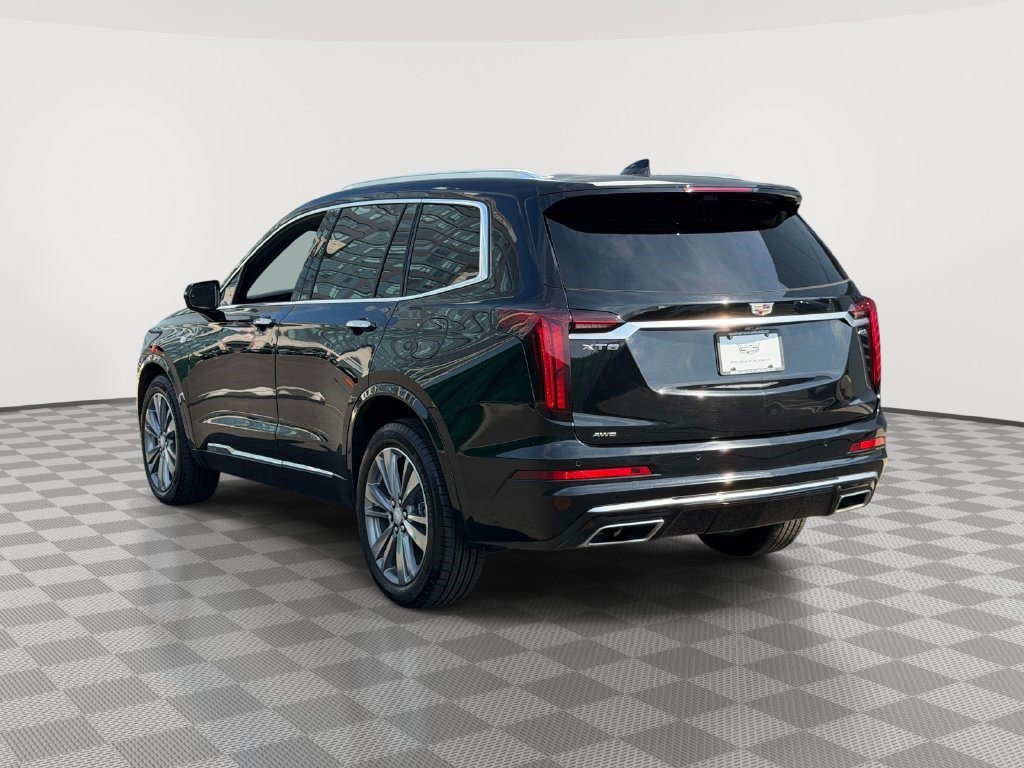 Certified 2025 Cadillac XT6 Premium Luxury w/ Technology Package AWD/4WD image 6
