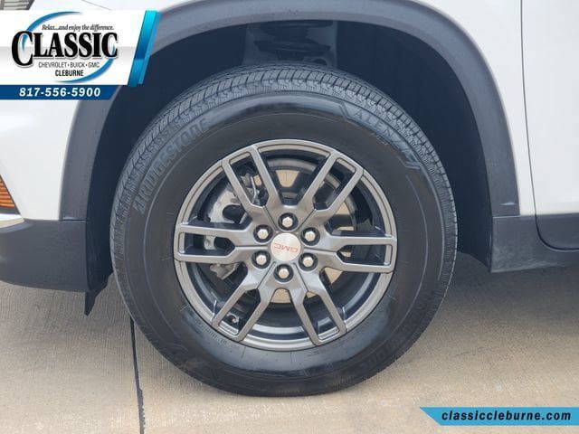 Used 2025 GMC Acadia Elevation FWD image 13