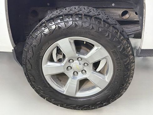 Used 2018 Chevrolet Silverado 1500 LT w/ Texas Edition image 29