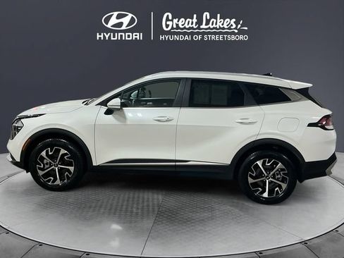 Used 2023 Kia Sportage EX AWD/4WD image 3