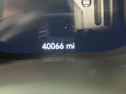 Used 2022 Jeep Wrangler Unlimited Sport image 19