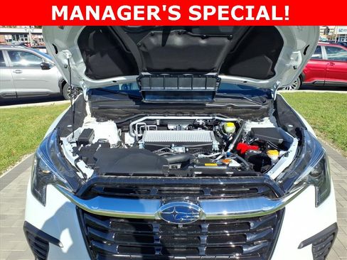 New 2025 Subaru Ascent Limited image 11