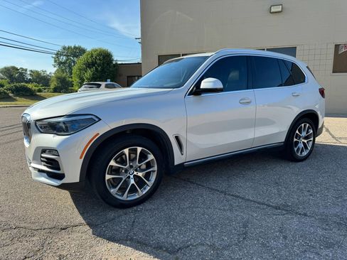 Used 2019 BMW X5 xDrive40i w/ Executive Package AWD/4WD image 4