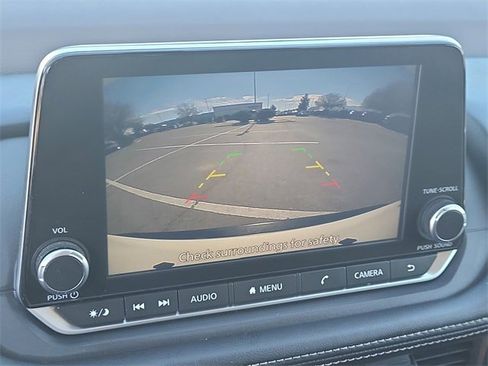 Certified 2023 Nissan Rogue SV image 24