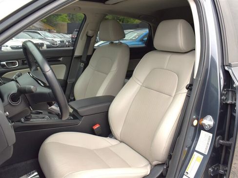 Used 2024 Honda Civic EX-L image 11