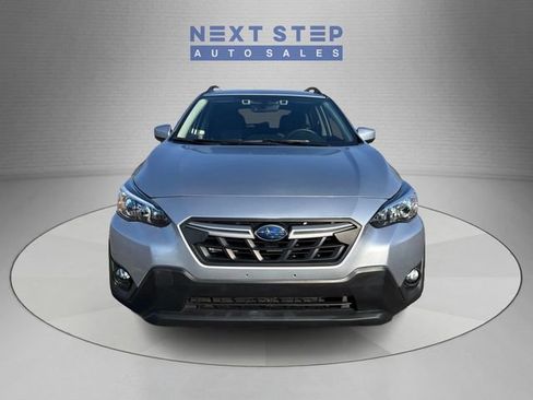 Used 2021 Subaru Crosstrek 2.0i Premium image 2