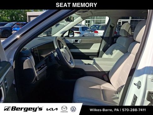 Used 2024 Hyundai Santa Fe Calligraphy AWD/4WD image 17