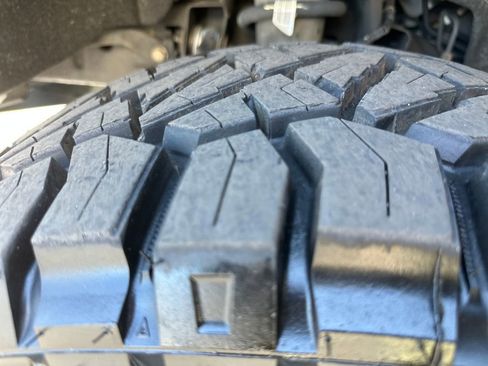 Used 2018 Chevrolet Silverado 1500 LTZ Z71 w/ LTZ Plus Package image 39