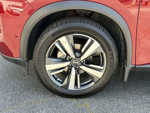 Used 2022 Nissan Rogue Platinum w/ Head-Up Display Package image 30