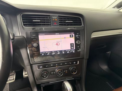 Used 2018 Volkswagen Golf Alltrack SE AWD/4WD image 18