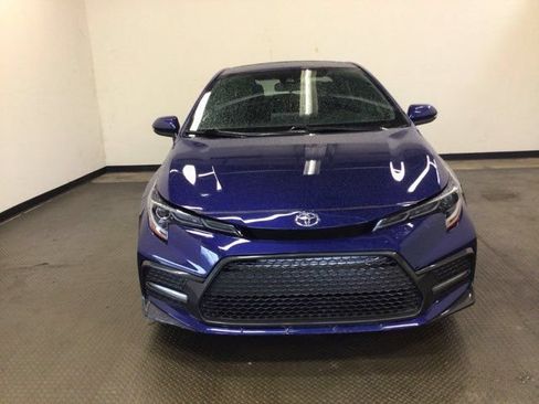 Used 2021 Toyota Corolla SE FWD image 3
