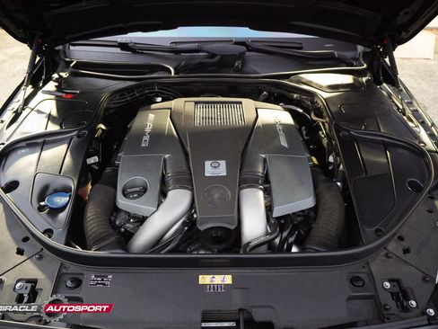Used 2015 Mercedes-Benz S 63 AMG 4MATIC Sedan w/ Driver Assistance Package image 14